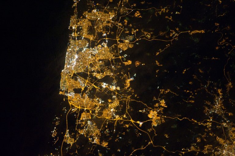 1623px-Tel_Aviv_Area_at_Night_(ISS026-E-28912)